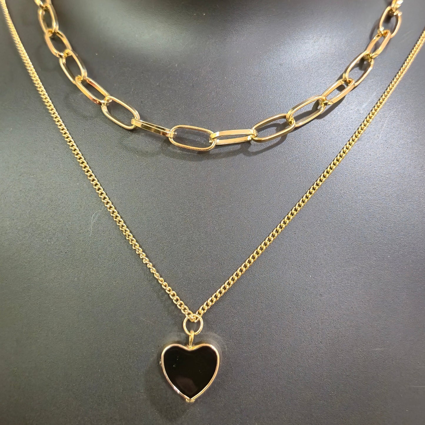 Black Beauty Long Necklace _ Heart Shape