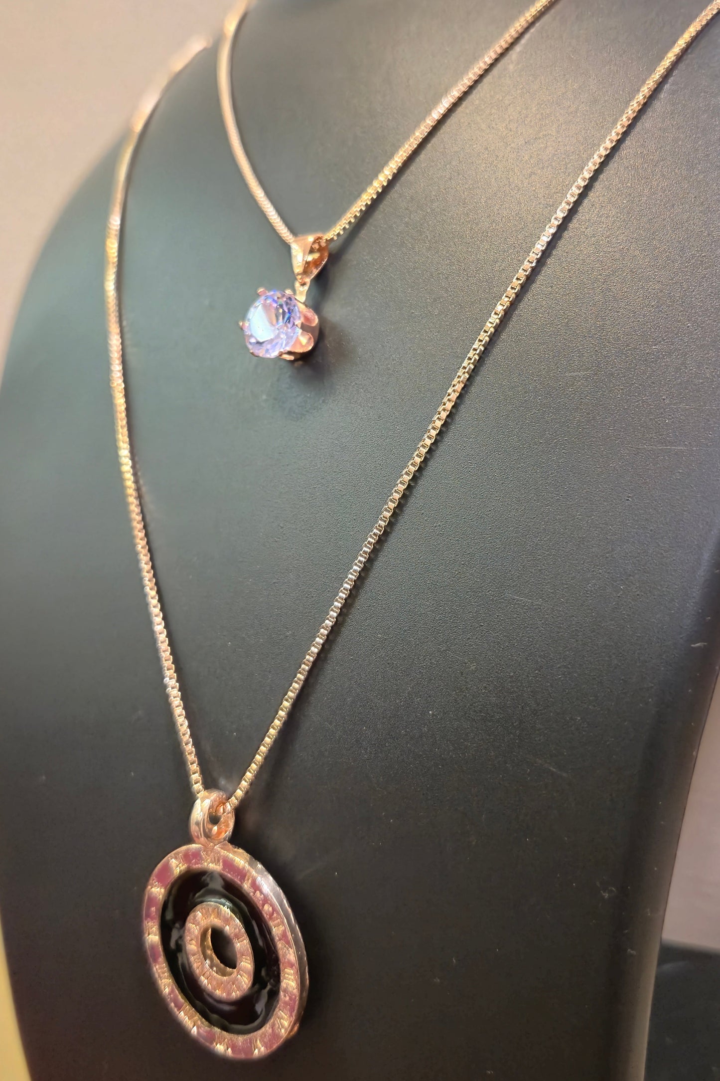 Double chain neck chains with pendants