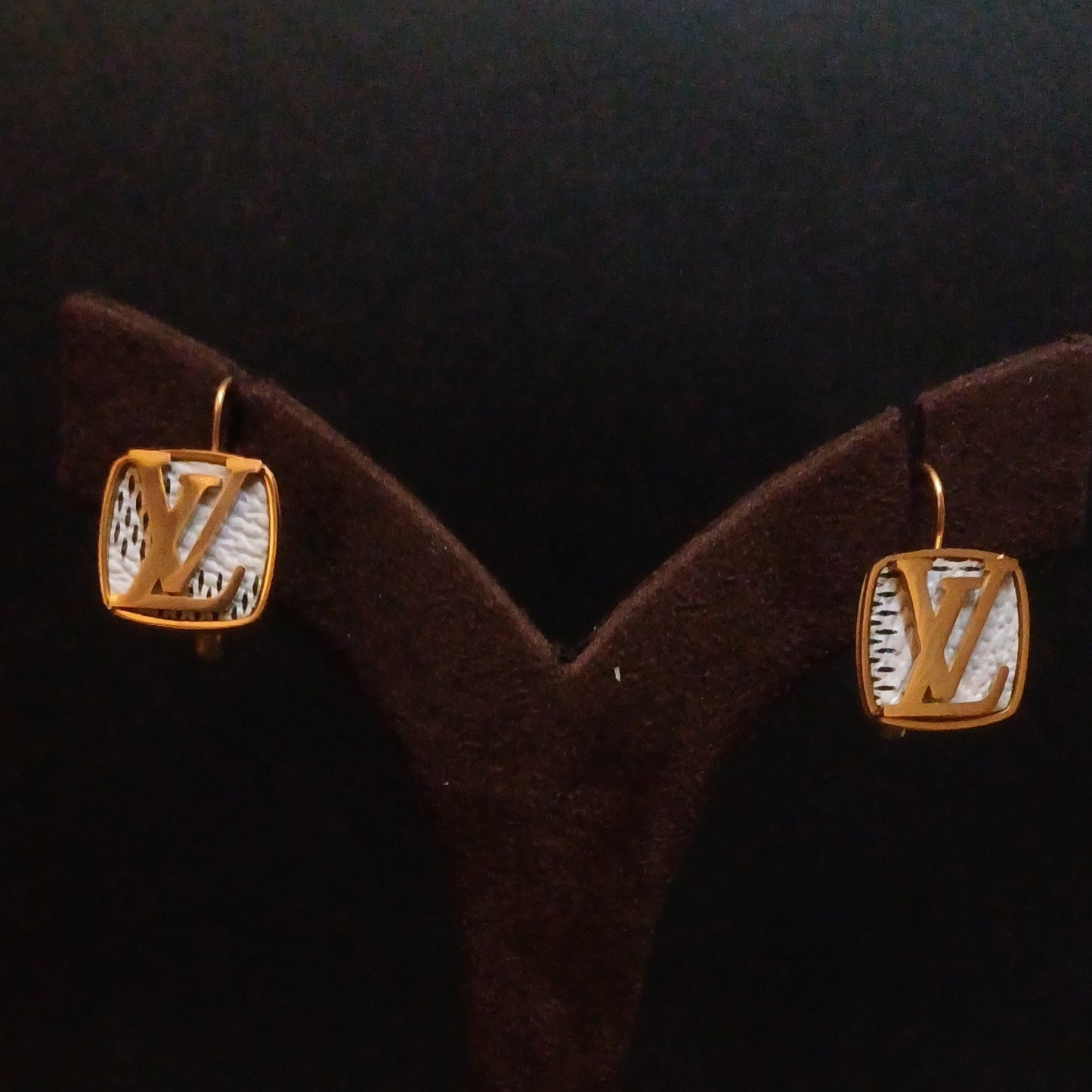 Sparkling Diamond Louise Vuitton Earrings - Anti tarnish AD