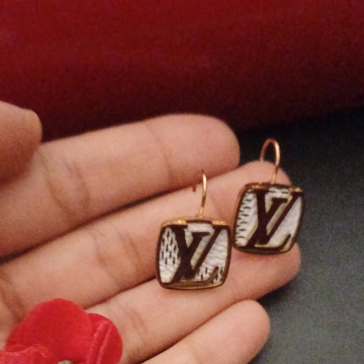 Sparkling Diamond Louise Vuitton Earrings - Anti tarnish AD