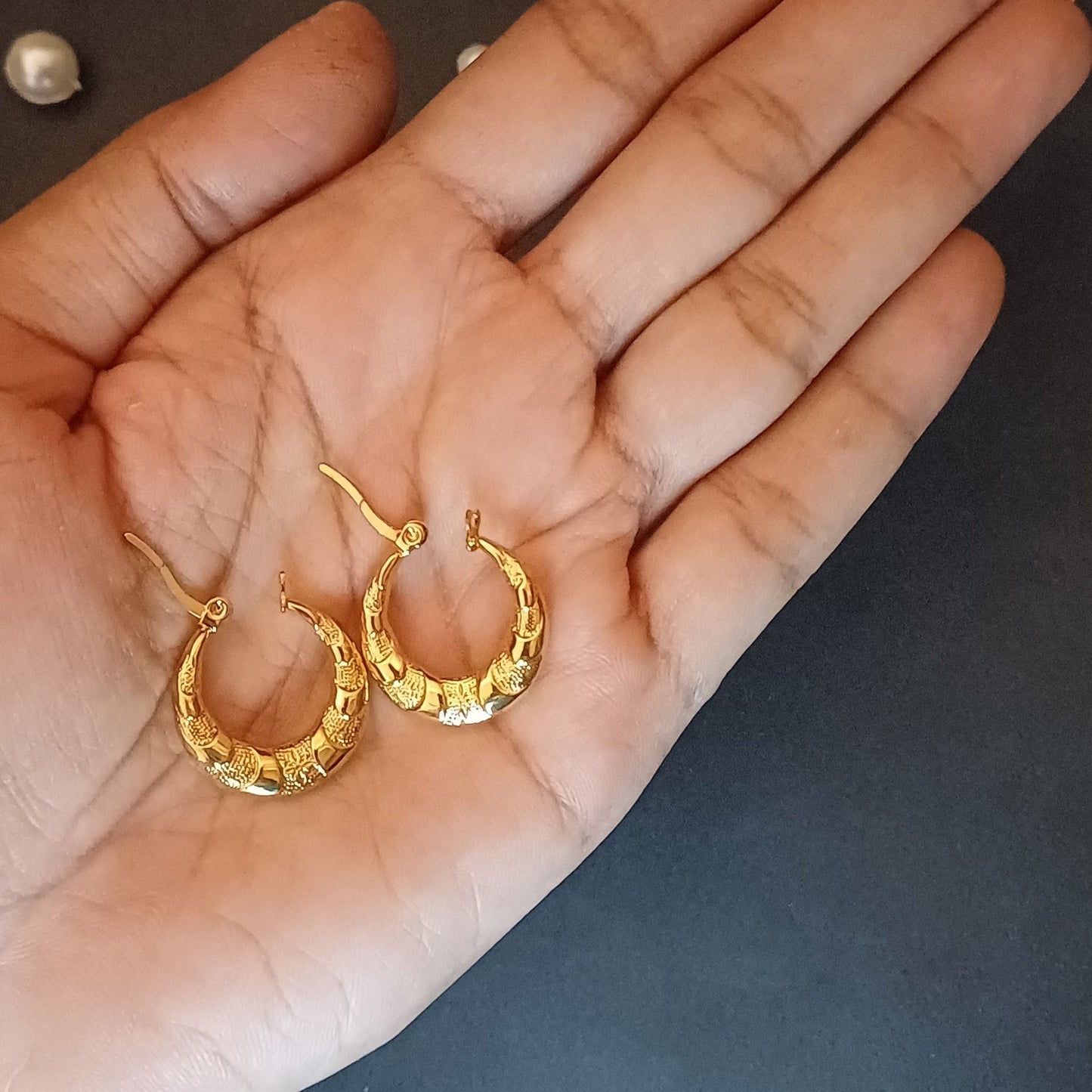Trendy Golden Queen Stud Earring
