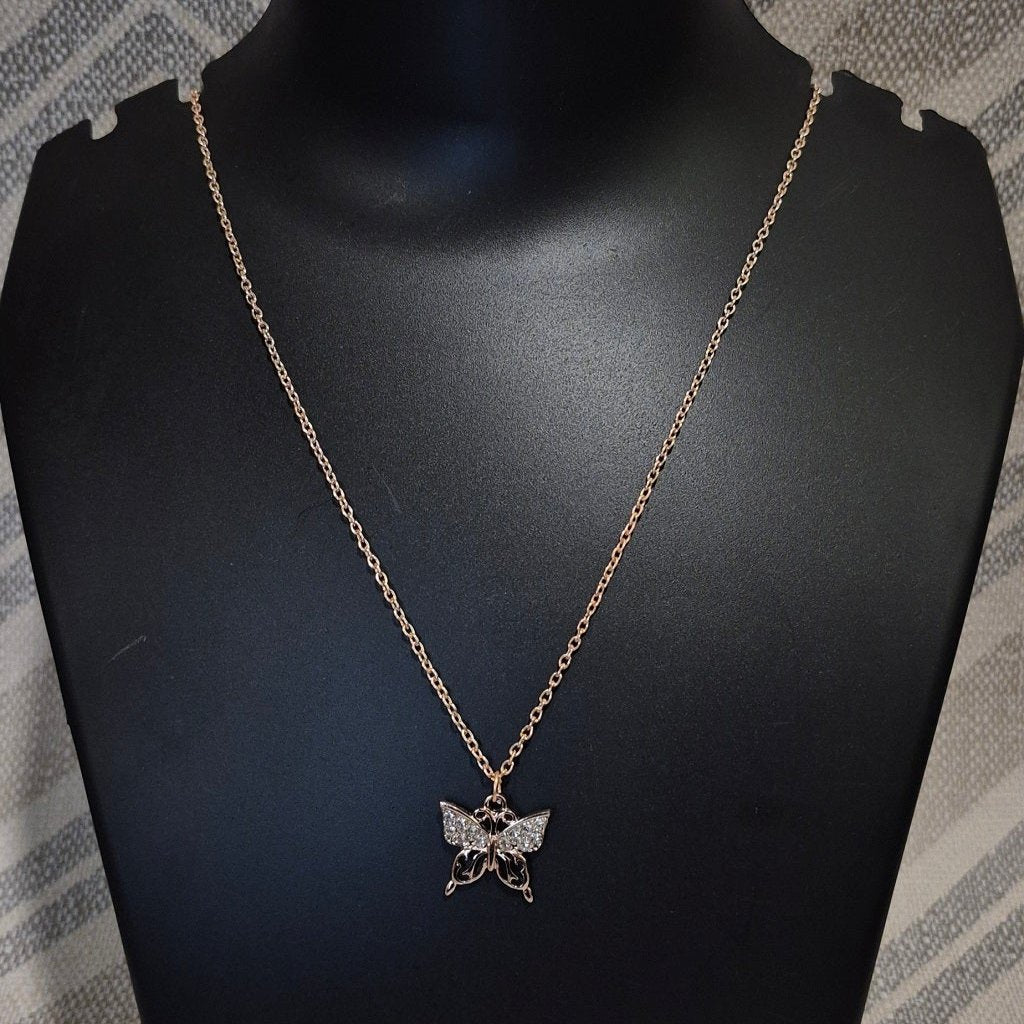 Beauty-fly Golden necklace diamond pendant for Girls women others daily party wears