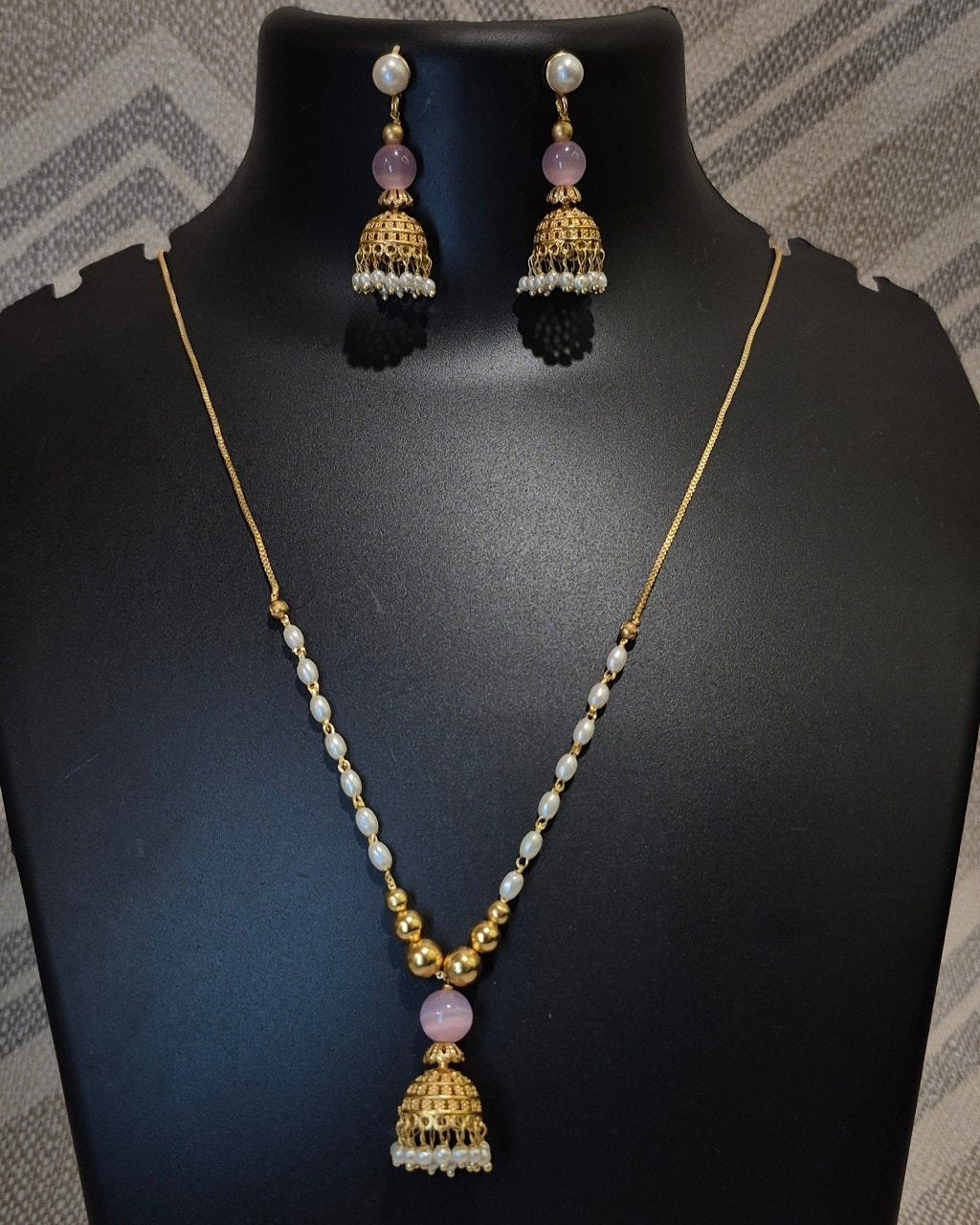 Princess necklace with jumki pendant and matching jumkas