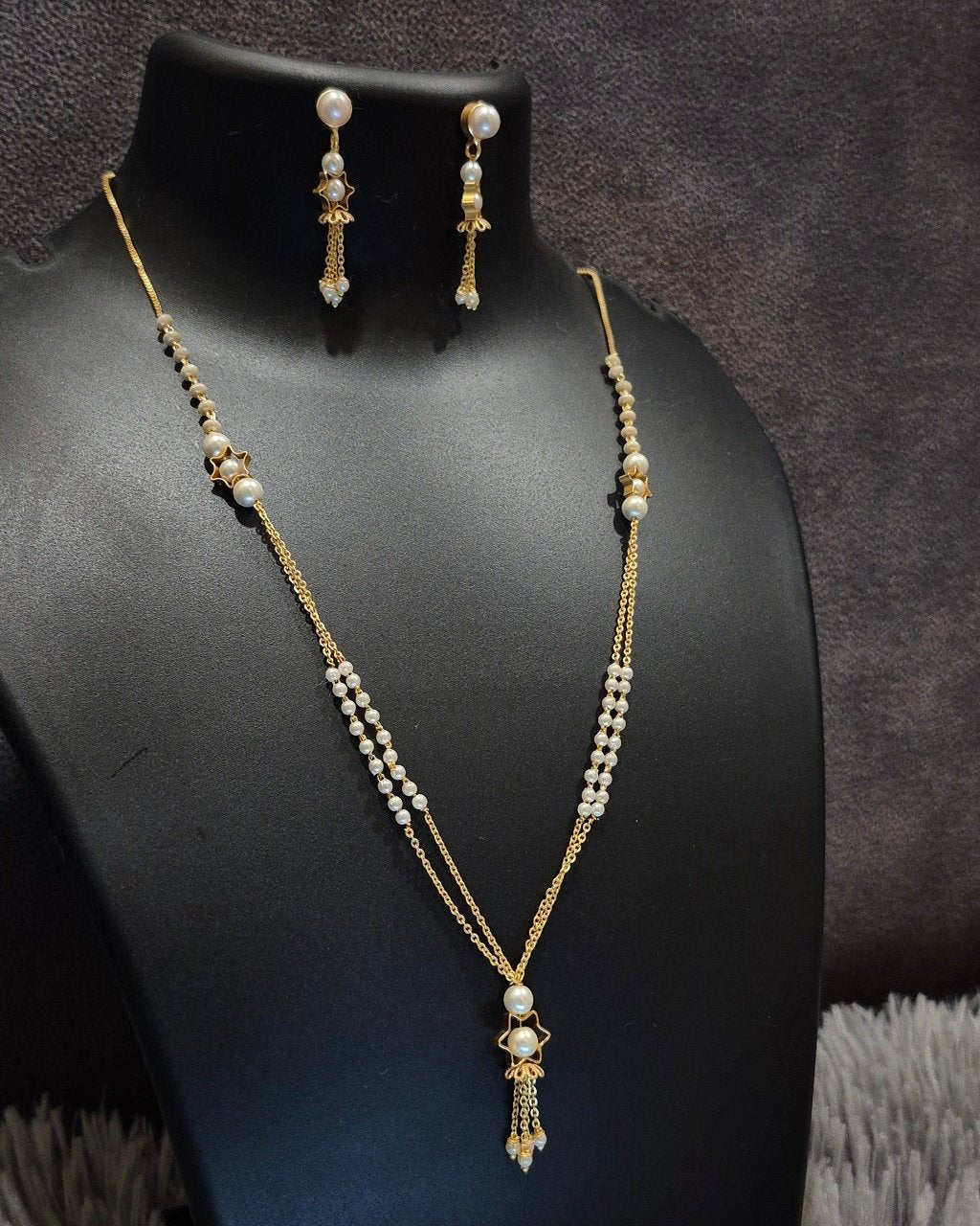 White tone double layered pearl necklace jumki pendant with matching jumkas