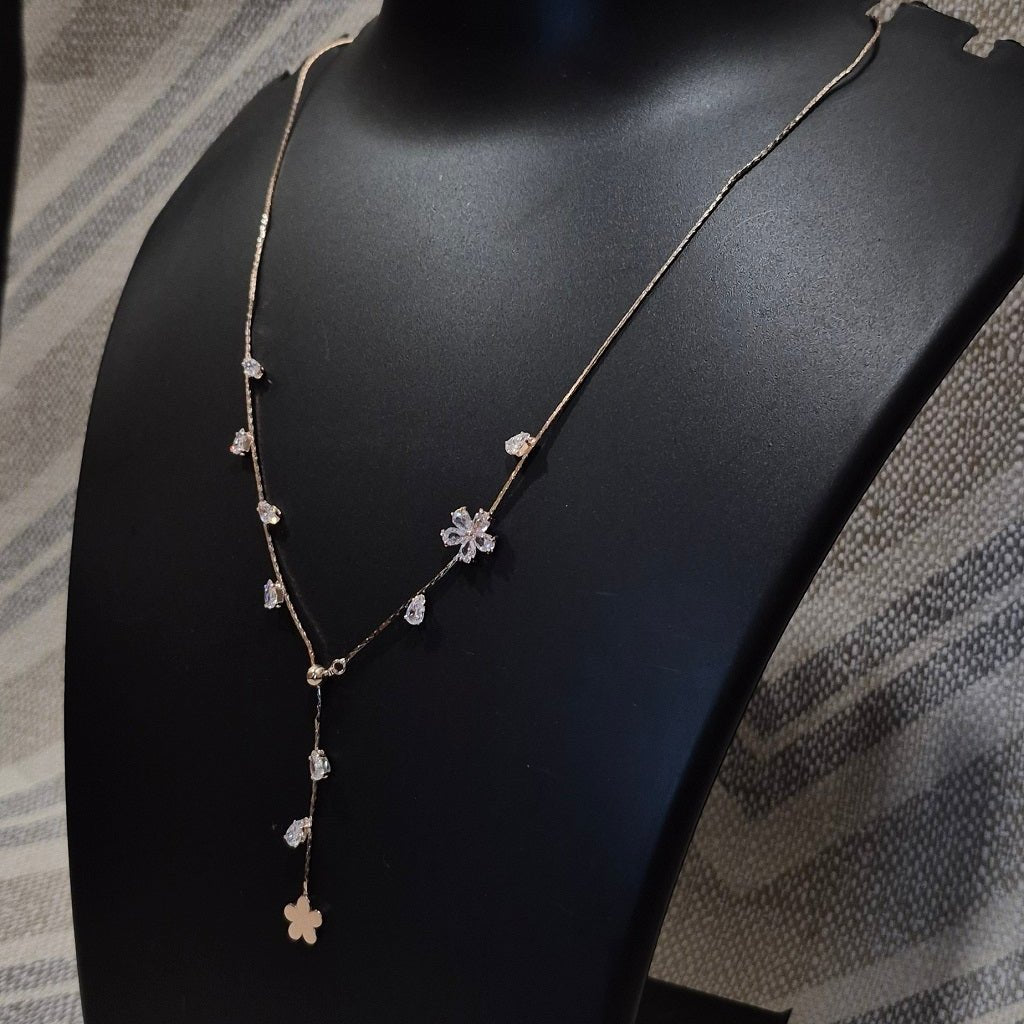 Crystal beaded necklace leaf design for beautiful her