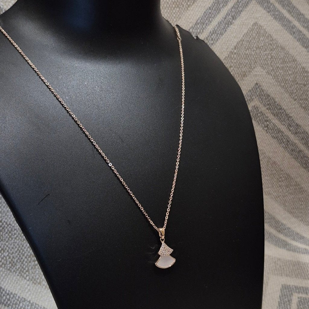 Neck chain with A.D pendant_Anti tarnish