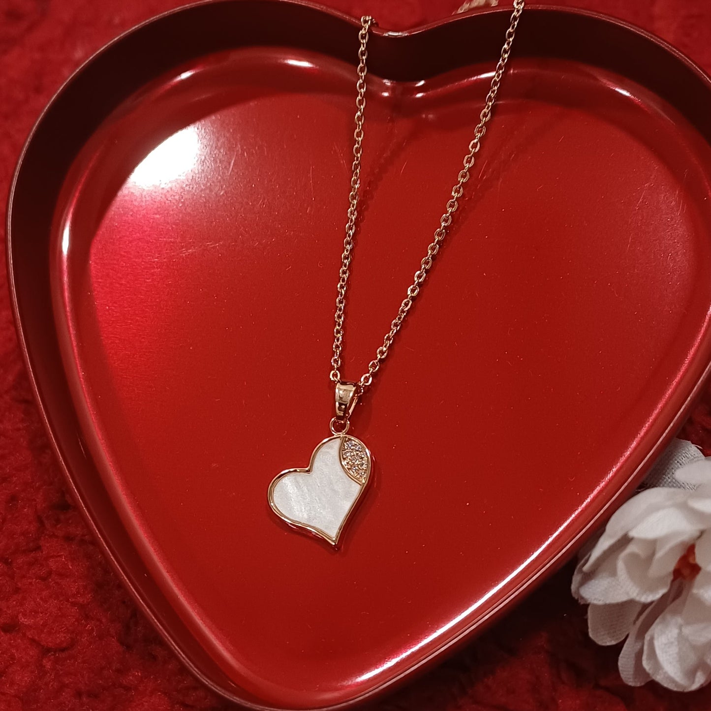 Neck chain with heart pendant_Anti tarnish_Trending