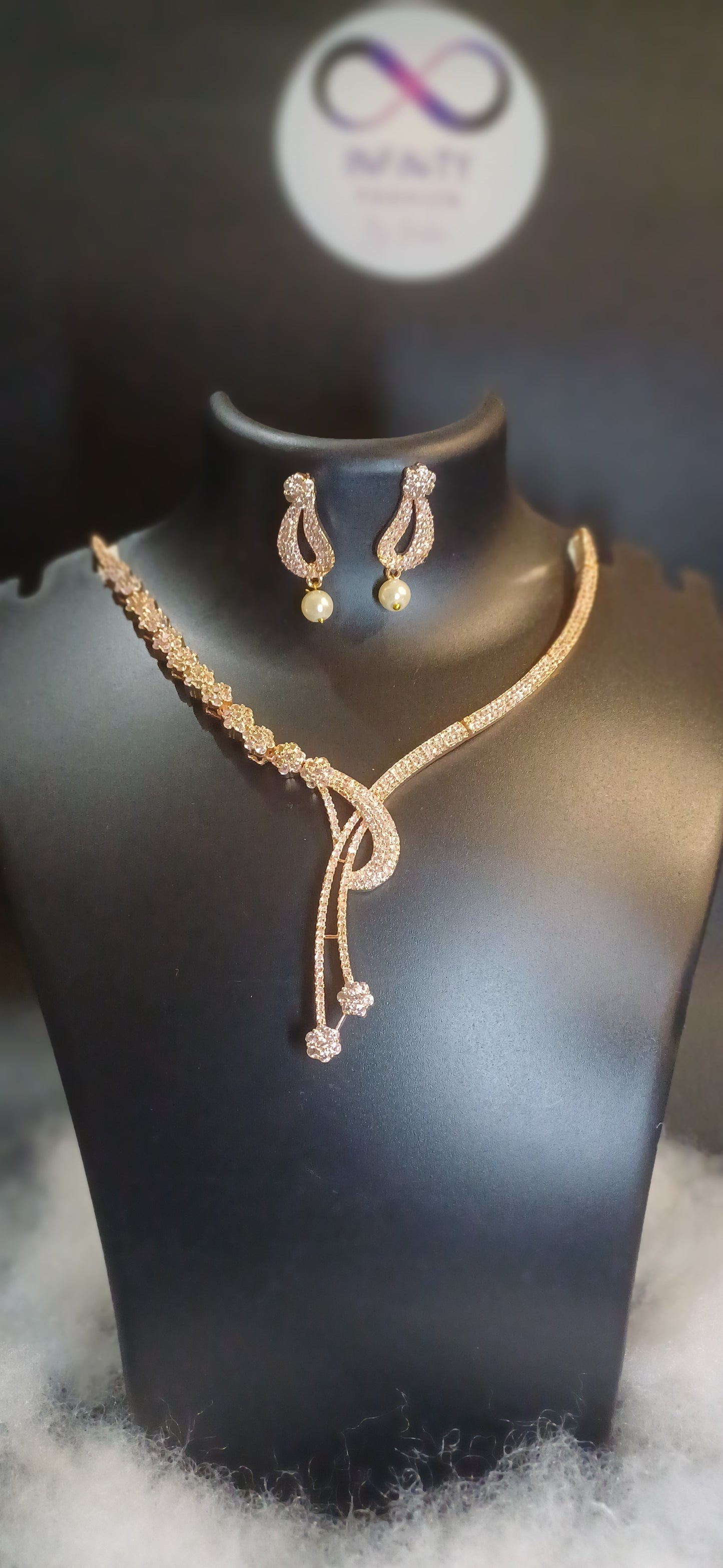 Rose gold statement necklace unique design with earrings