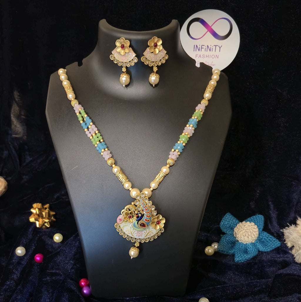 Heritage Inspired Design Premium Pearl Necklace with Jukmkas 2