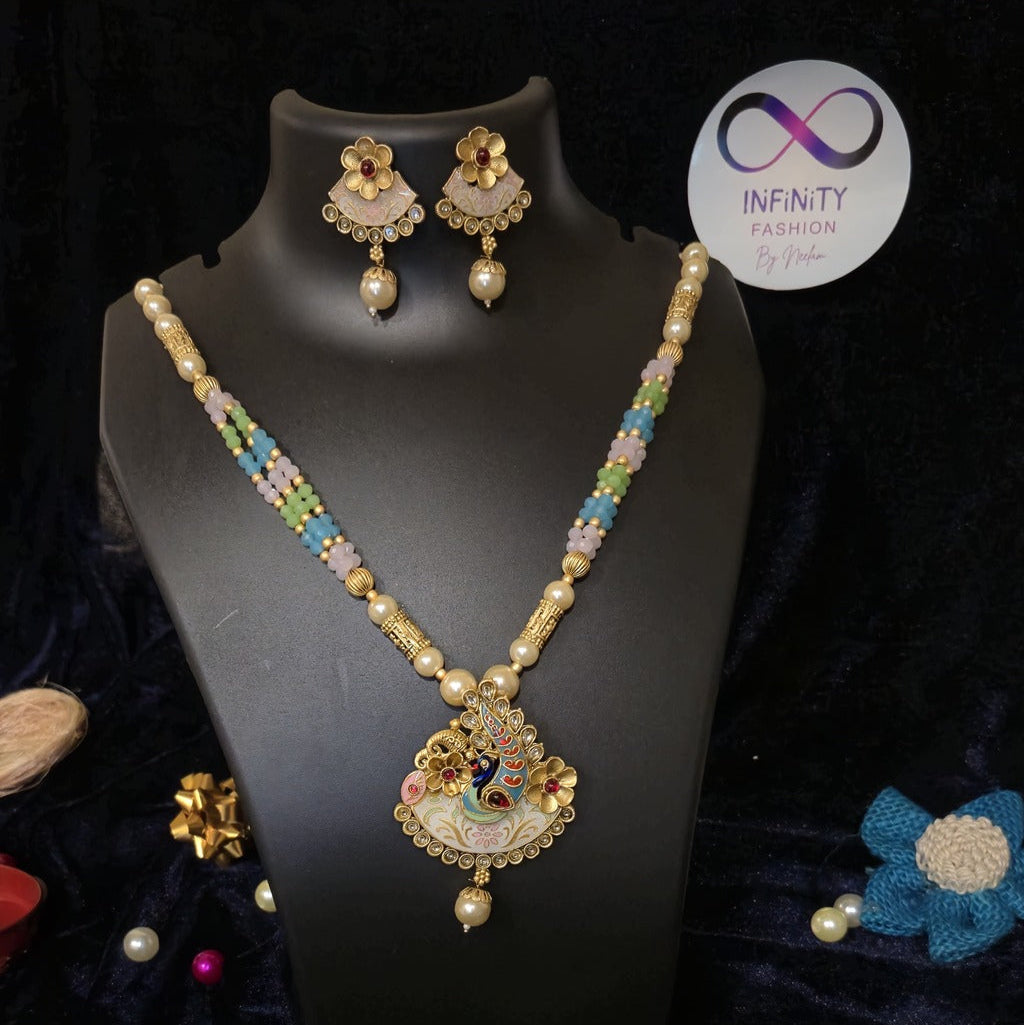 Heritage Inspired Design Premium Pearl Necklace with Jukmkas 2