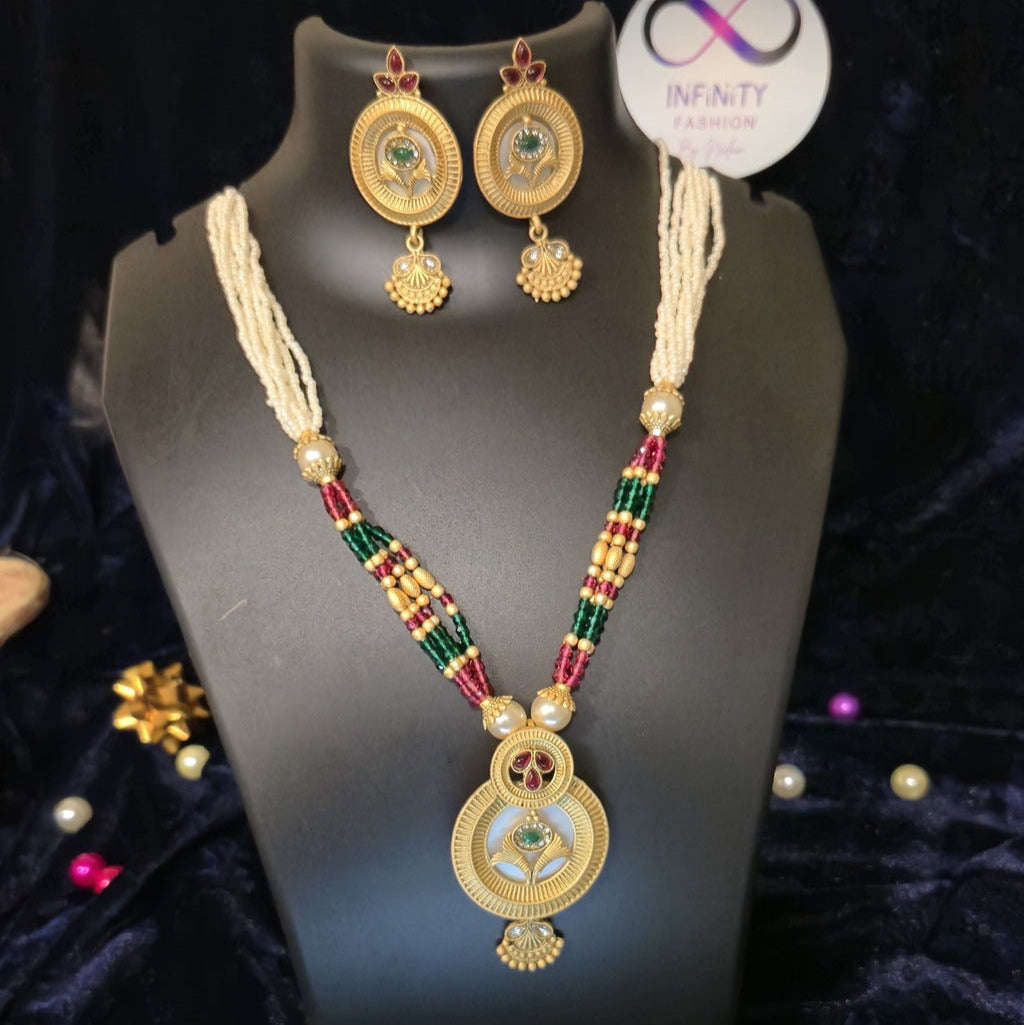 Heritage Inspired Design Premium Pearl Necklace with Jukmkas 4
