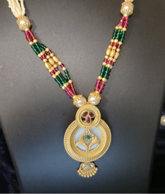 Heritage Inspired Design Premium Pearl Necklace with Jukmkas 4