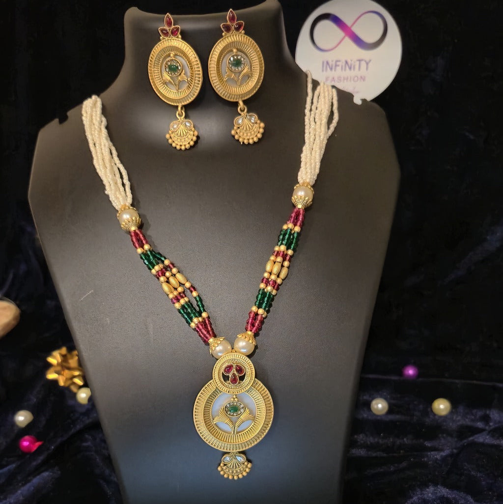 Heritage Inspired Design Premium Pearl Necklace with Jukmkas 4
