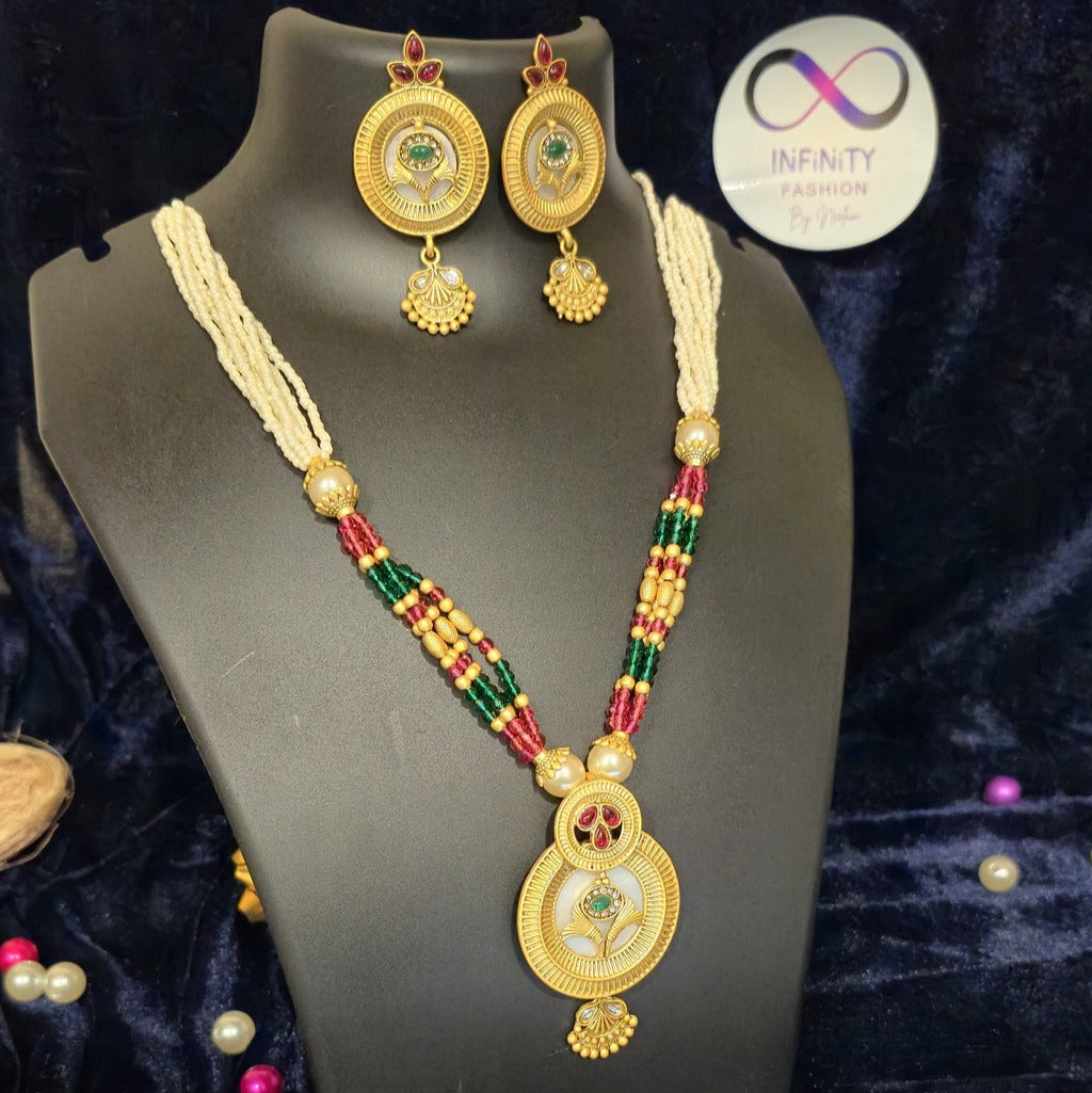 Heritage Inspired Design Premium Pearl Necklace with Jukmkas 4