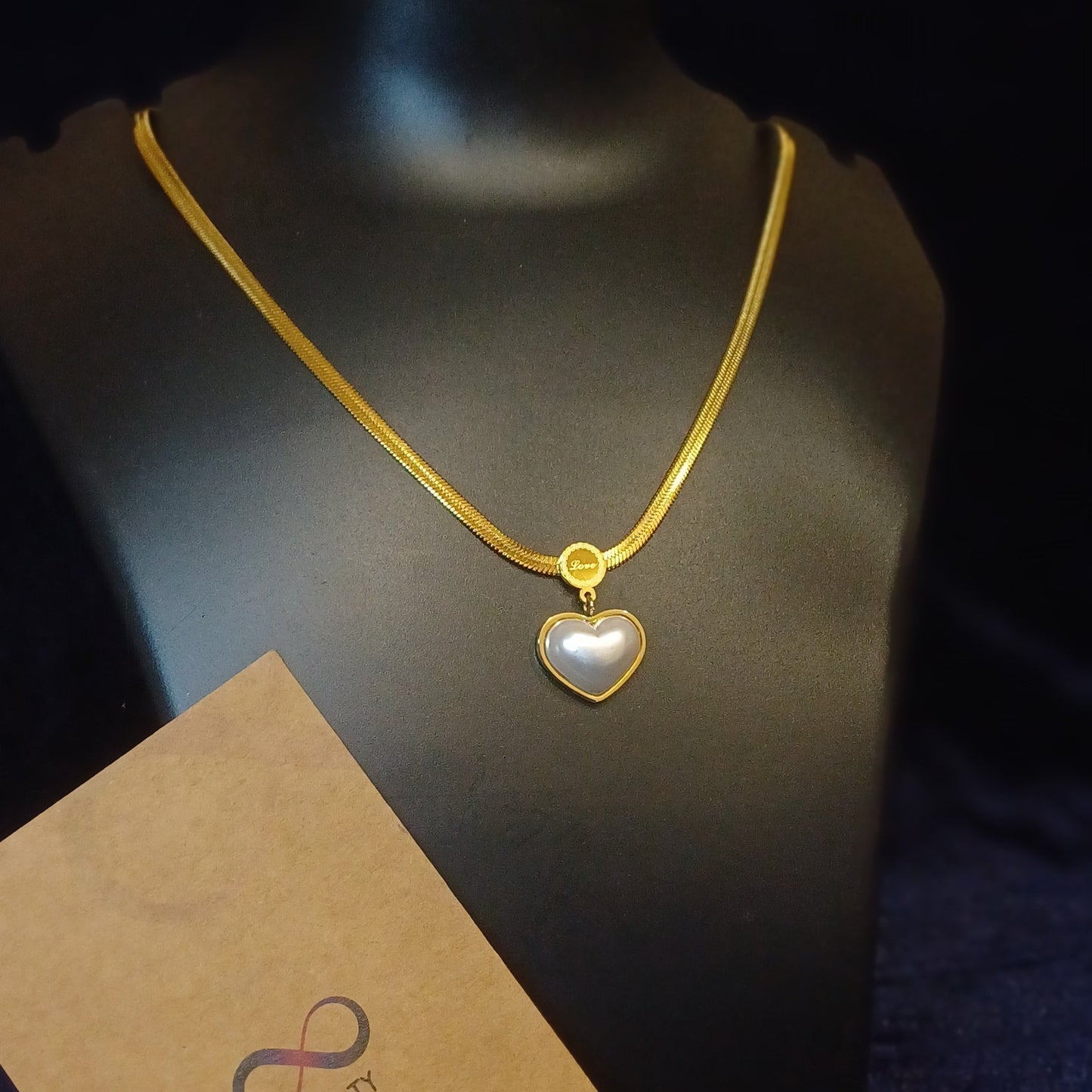 Gold snake chain with heart pendant statement necklace_stainless steel_Anti tarnish