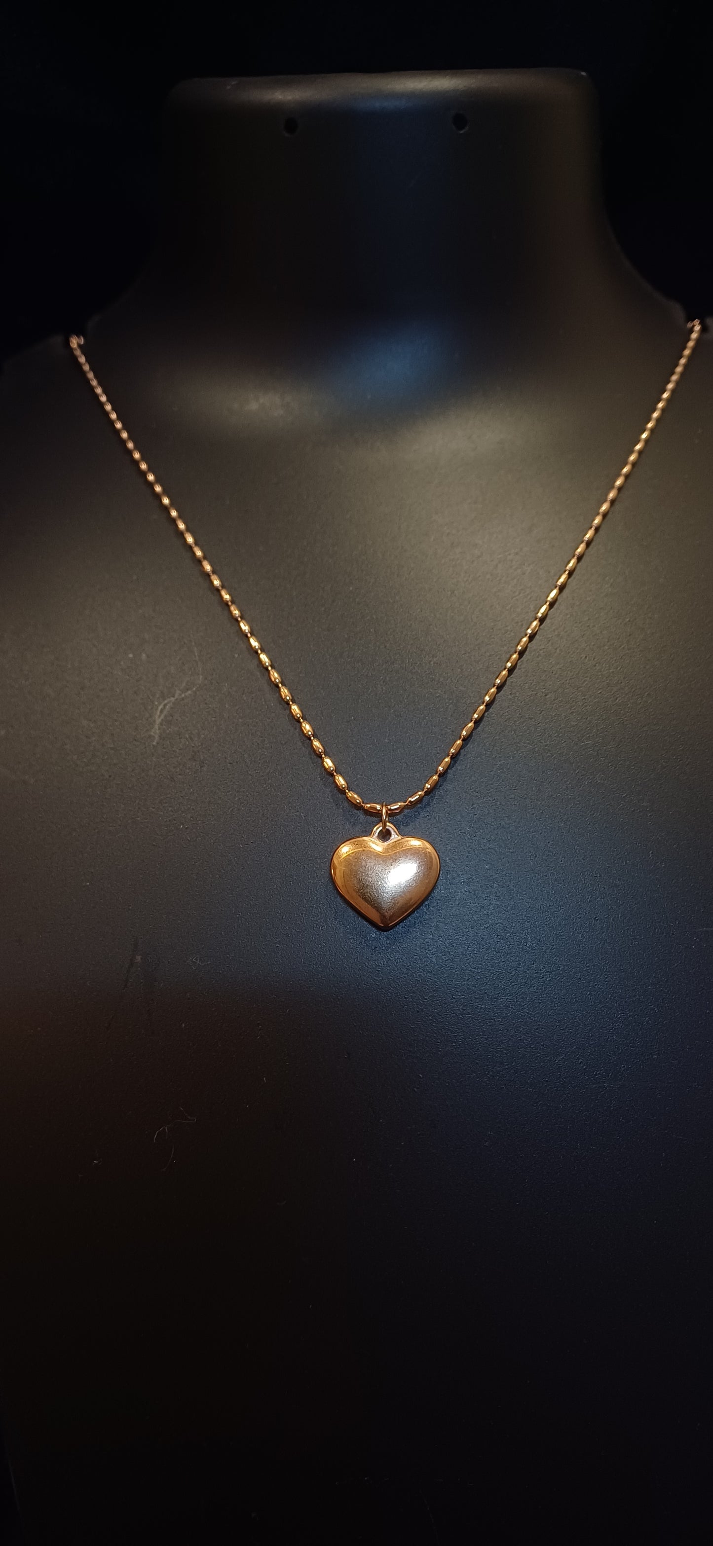 Full of heart pendant with golden statement chain_anti tarnish