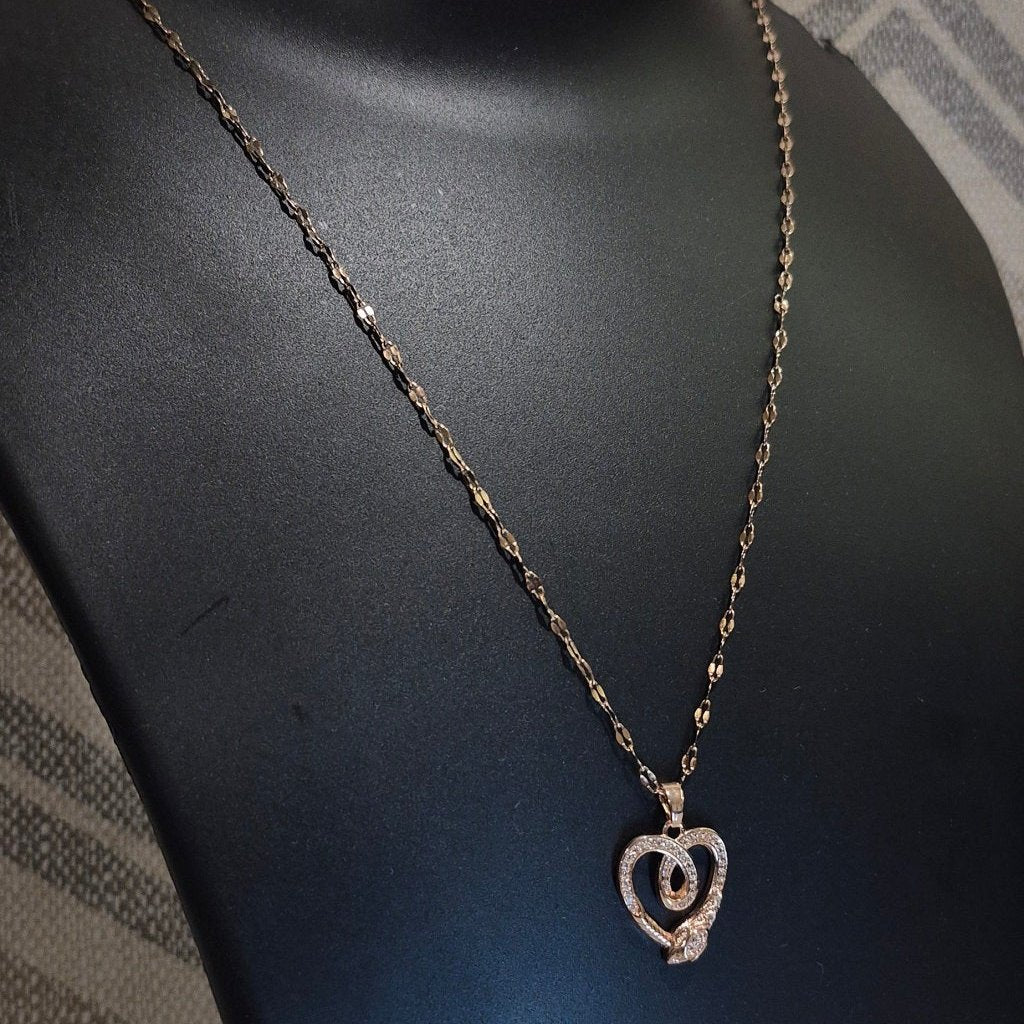 Elegance for her chain pendant diamond heart