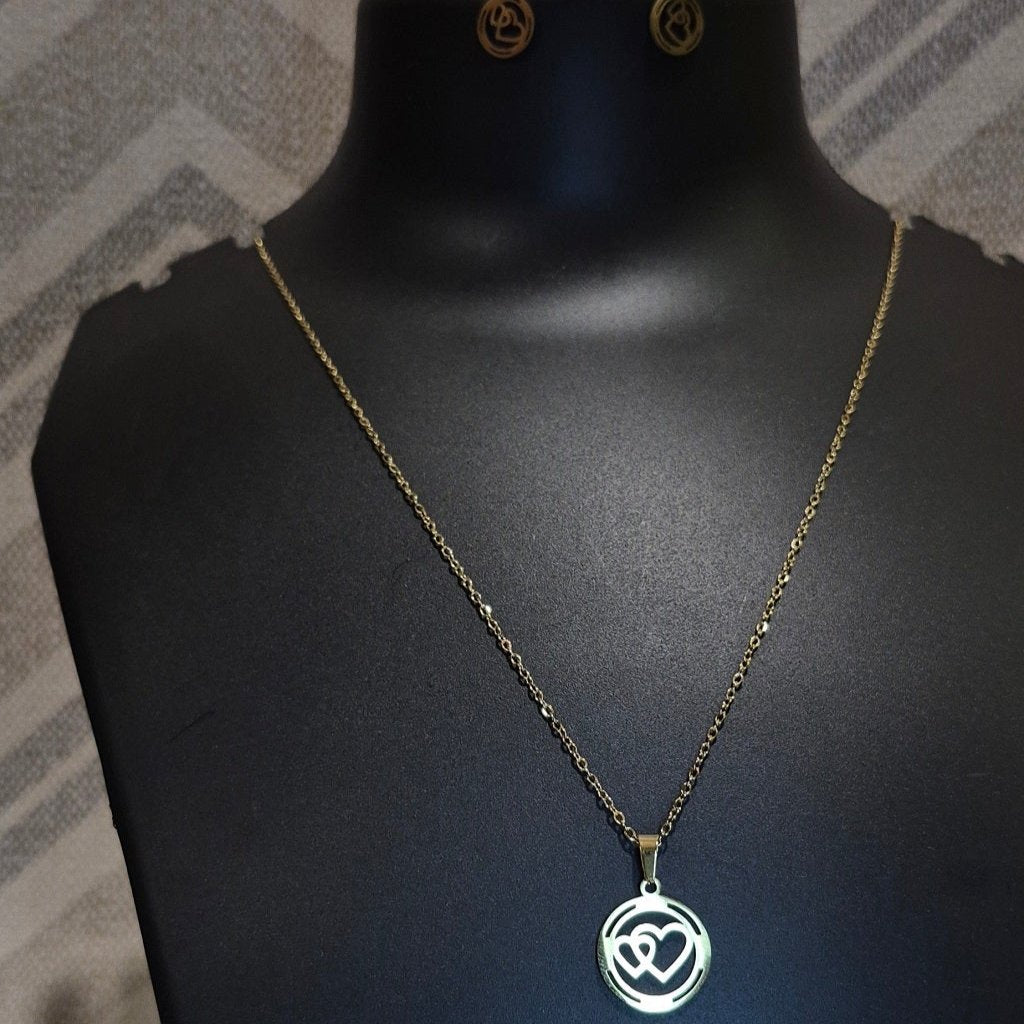 Golden hearts stylish chain pendant with matching ear tops tarnish free for Girls women others