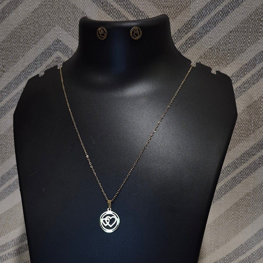 Golden hearts stylish chain pendant with matching ear tops tarnish free for Girls women others