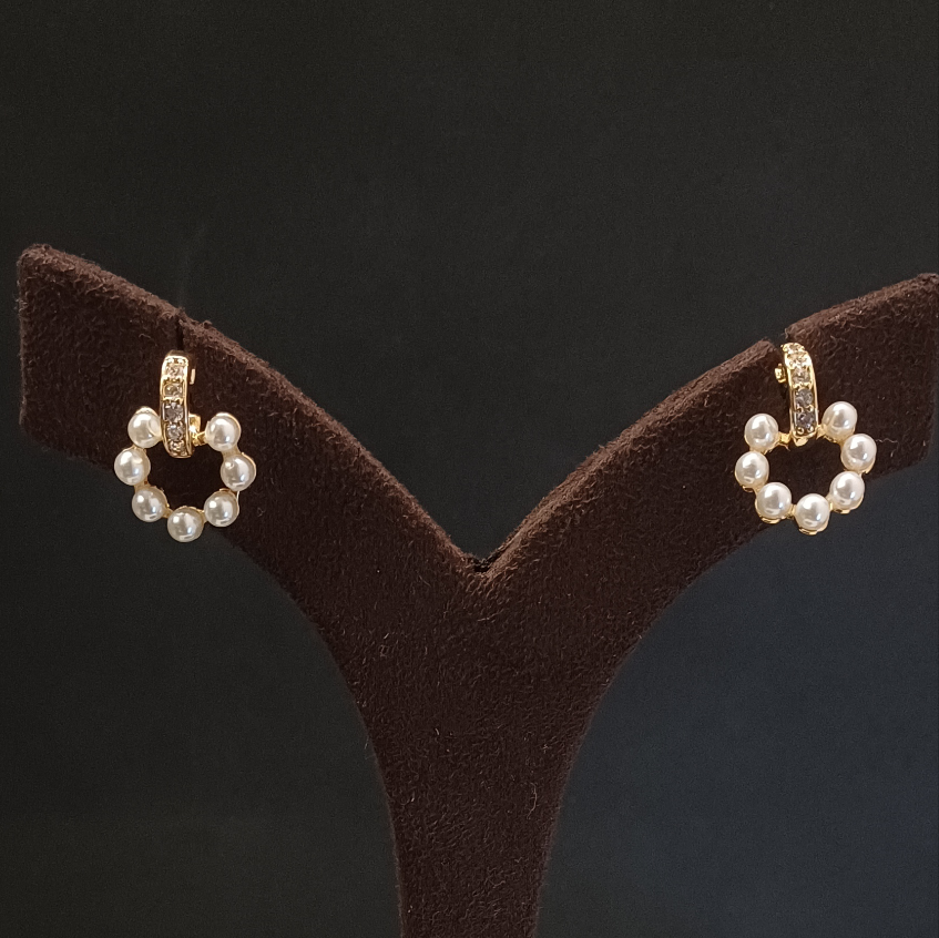 Pearl hoops daily wear light weight