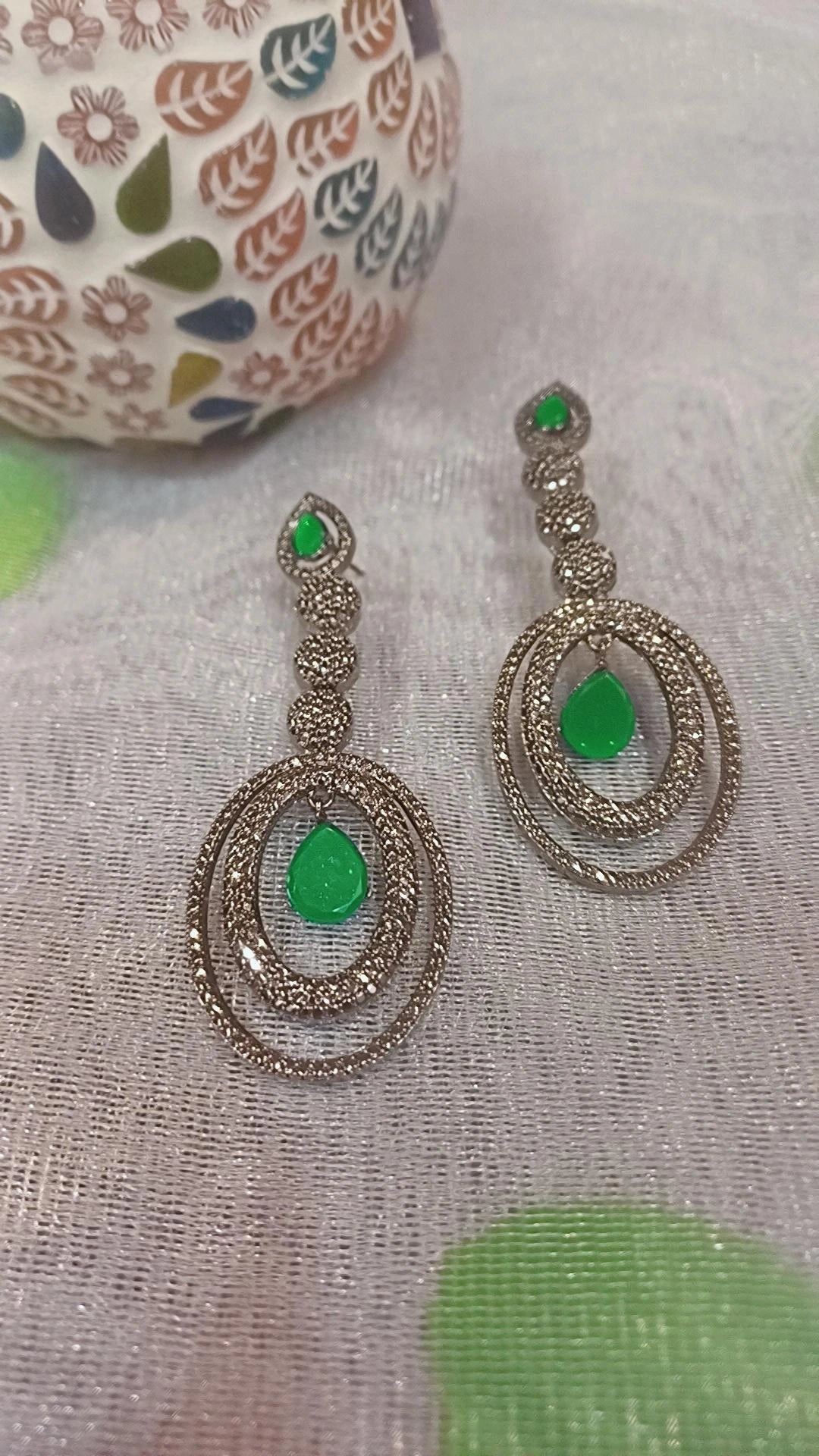 Diamond Diva lush Green earlobes