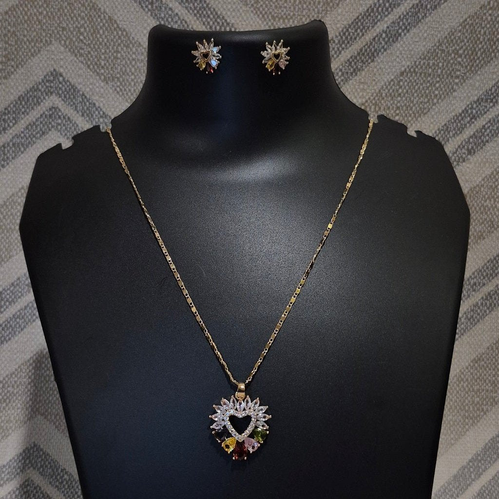 Heart for her golden chain diamond pendant with matching ear studs