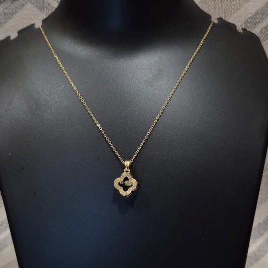 Diamond buzz gold chain pendant daily office colleges wears