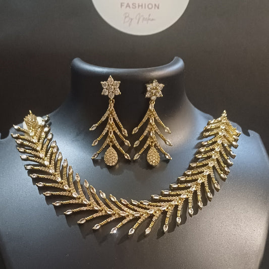 Rusty golden and diamond wisteria necklace with designer earrings