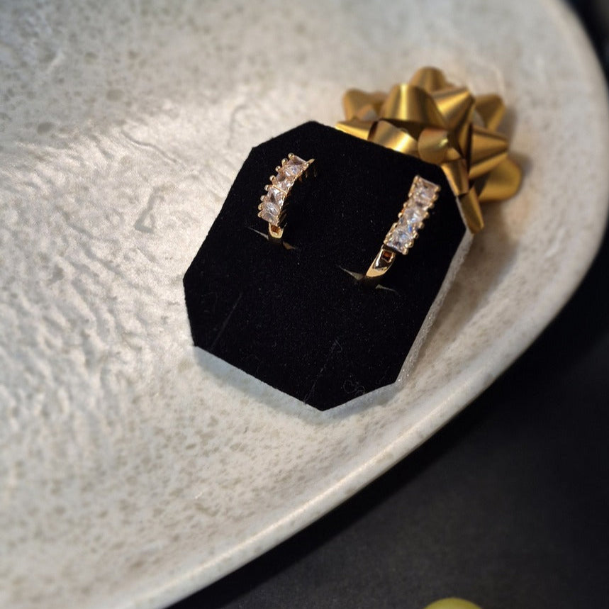 Fashion Earrings Anti Tarnish Premium Material 18