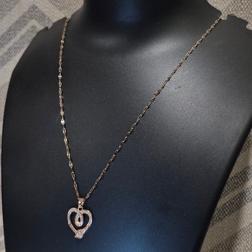 Elegance for her chain pendant diamond heart